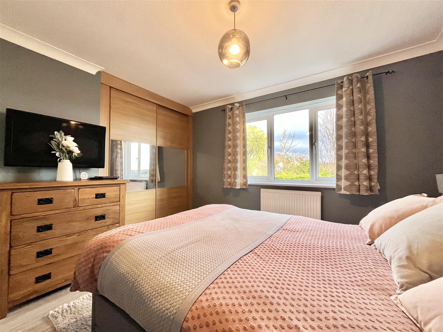 Hillyglen Close, Hastings